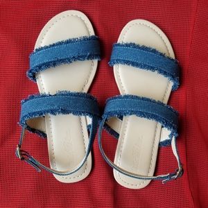 NWOT little girl shoes size 3